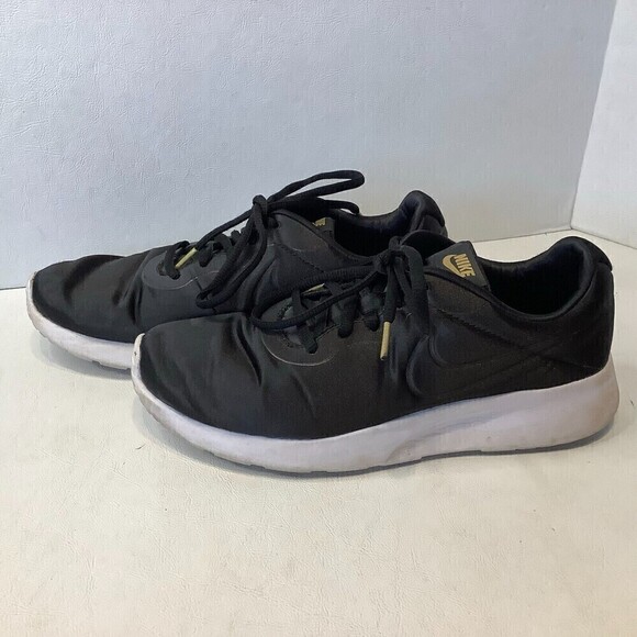 Women's Nike Tanjun Premium Running Shoes Black Size 8.5 Style #917537-003 - Picture 2 of 7
